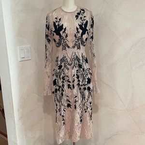 Hope & Ivy Embellished Lace Maternity Dress